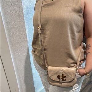 Chic Tan Crossbody Bag